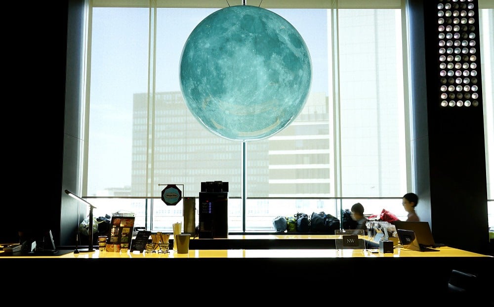 24時間いつでも利用できるカフェ兼キオスク「GRAB&GO」