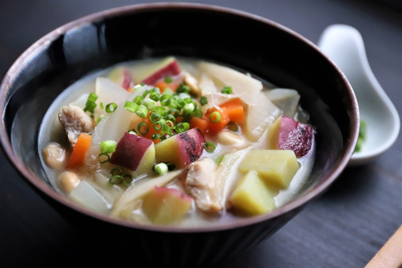 【お芋と鶏肉のけんちん風】