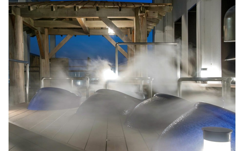 女性専用のミストタイプの新しい温泉「ナノクラ」