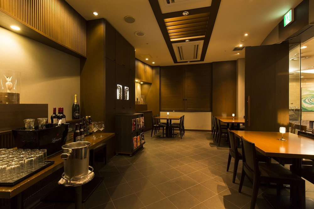 チャコールグリル「ケヤキ」