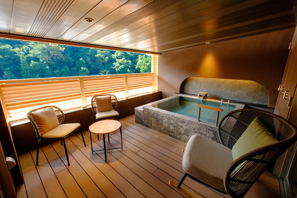 客室半露天風呂