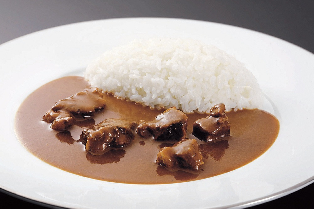 「伝統のビーフカレー」（イメージ）