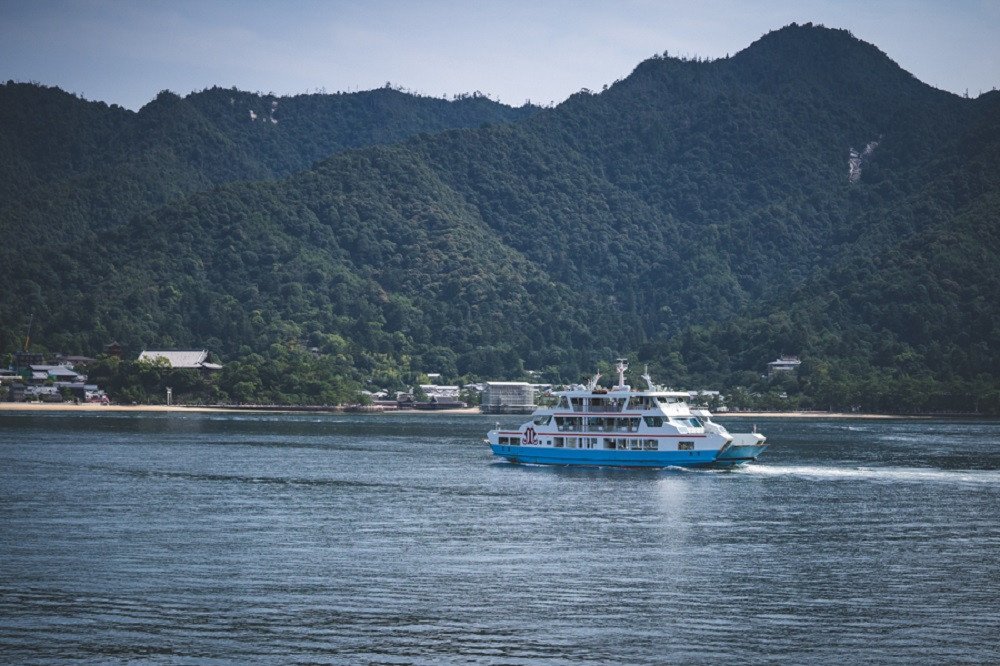 撮影地:宮島松大汽船
