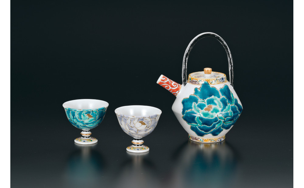 酒器揃　碧紫牡丹図　佐藤剛志&nbsp;民芸品&nbsp;工芸品&nbsp;雑貨&nbsp;日用品&nbsp;徳利&nbsp;お猪口&nbsp;鮮やか