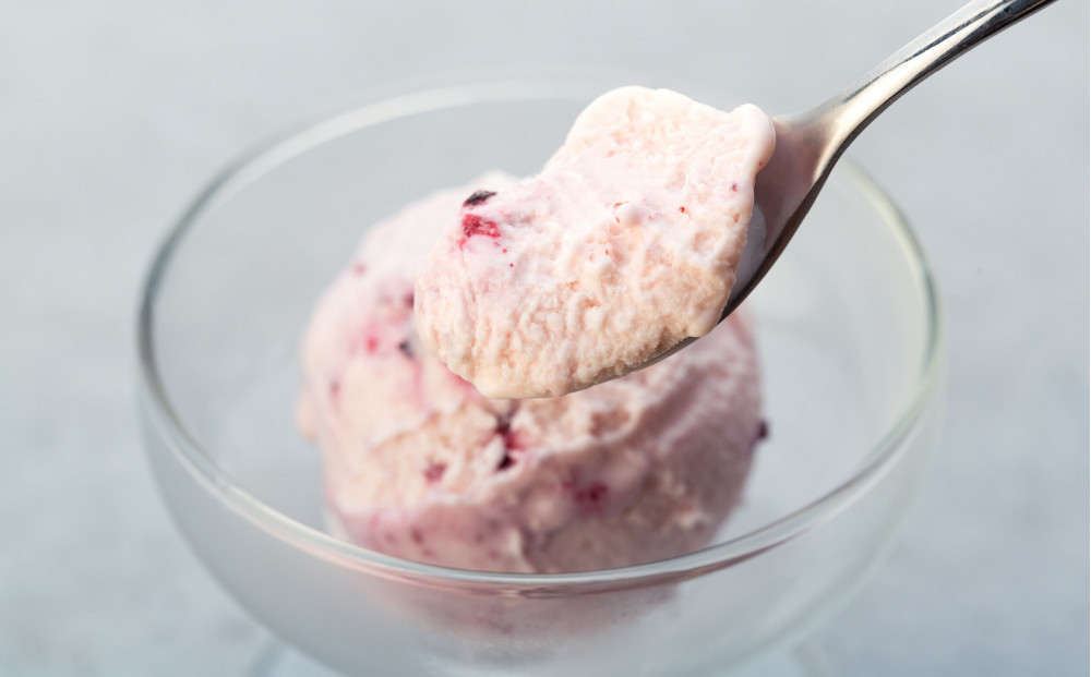 【夏ギフトにも！】クラフトアイスクリーム&nbsp;HOLIDAY&nbsp;ICE&nbsp;CREAM&nbsp;STORE&nbsp;CLASSICS&nbsp;132ml×4個セット
