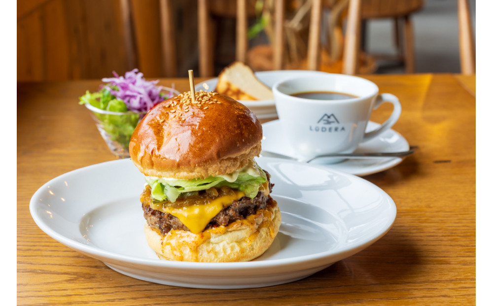 LuDERA&nbsp;名物　ルデラバーガー＆ポテトセットお食事券