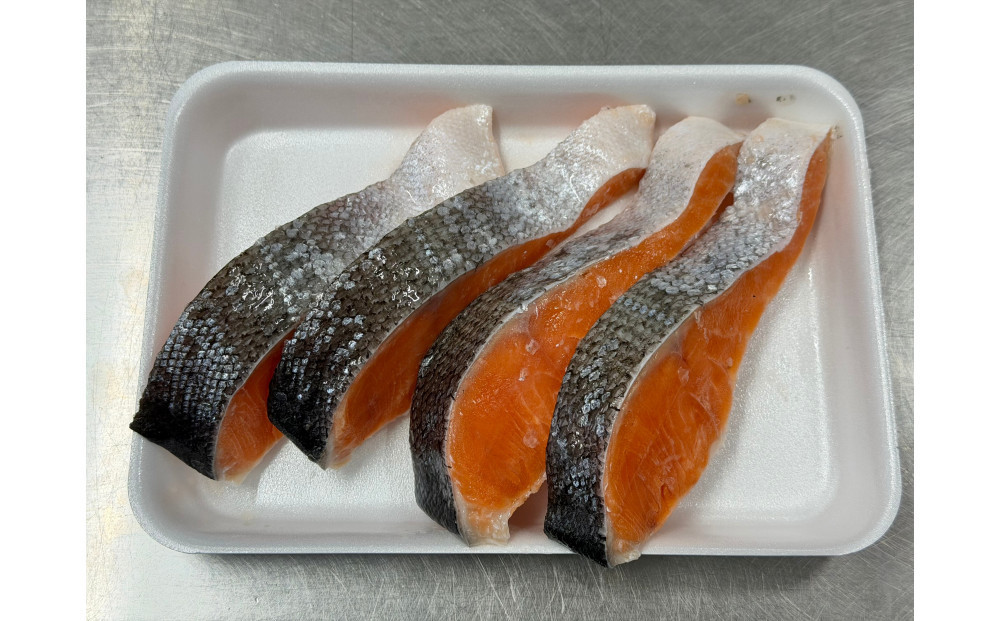 紅鮭＆銀鮭&nbsp;食べ比べセット（各8切れ・総量約1.3kg）
