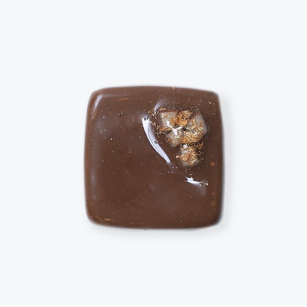 【たゆたふ】一点一点手作りの完全オリジナル　チョコレート帯留（ミルクチョコ）