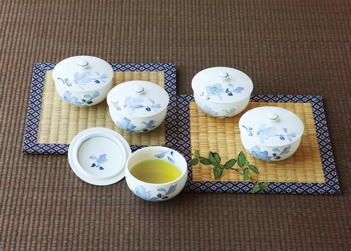 AB1058】【波佐見焼】 土瓶急須と蓋付き来客お湯呑 辻が花 AB1058】【波佐見焼】 土瓶急須と蓋付き来客お湯呑 辻が花