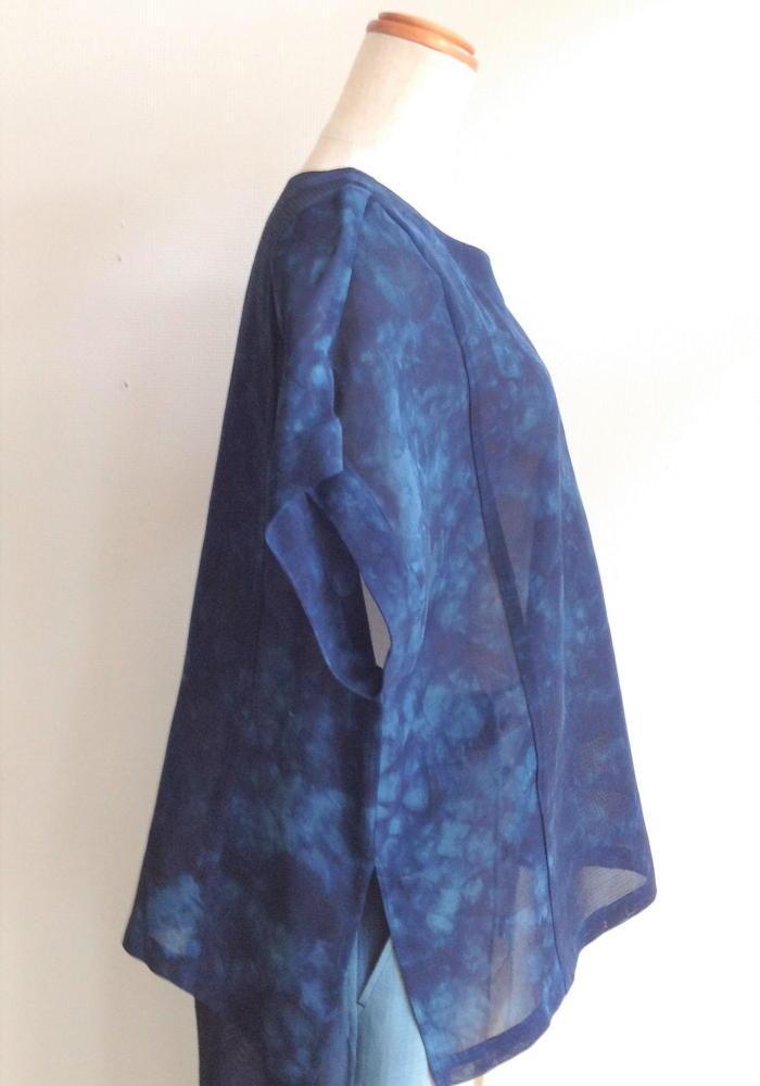 伝統織物のトップブランド夏塩沢（白生地）に本藍染めを施した洋服オリジナルブランド『ナツシオンブルー』むらくも染（ベスト6／Ｔシャツ）＜ クラウドファンディング対象＞ JTBのふるさと納税サイト [ふるぽ]