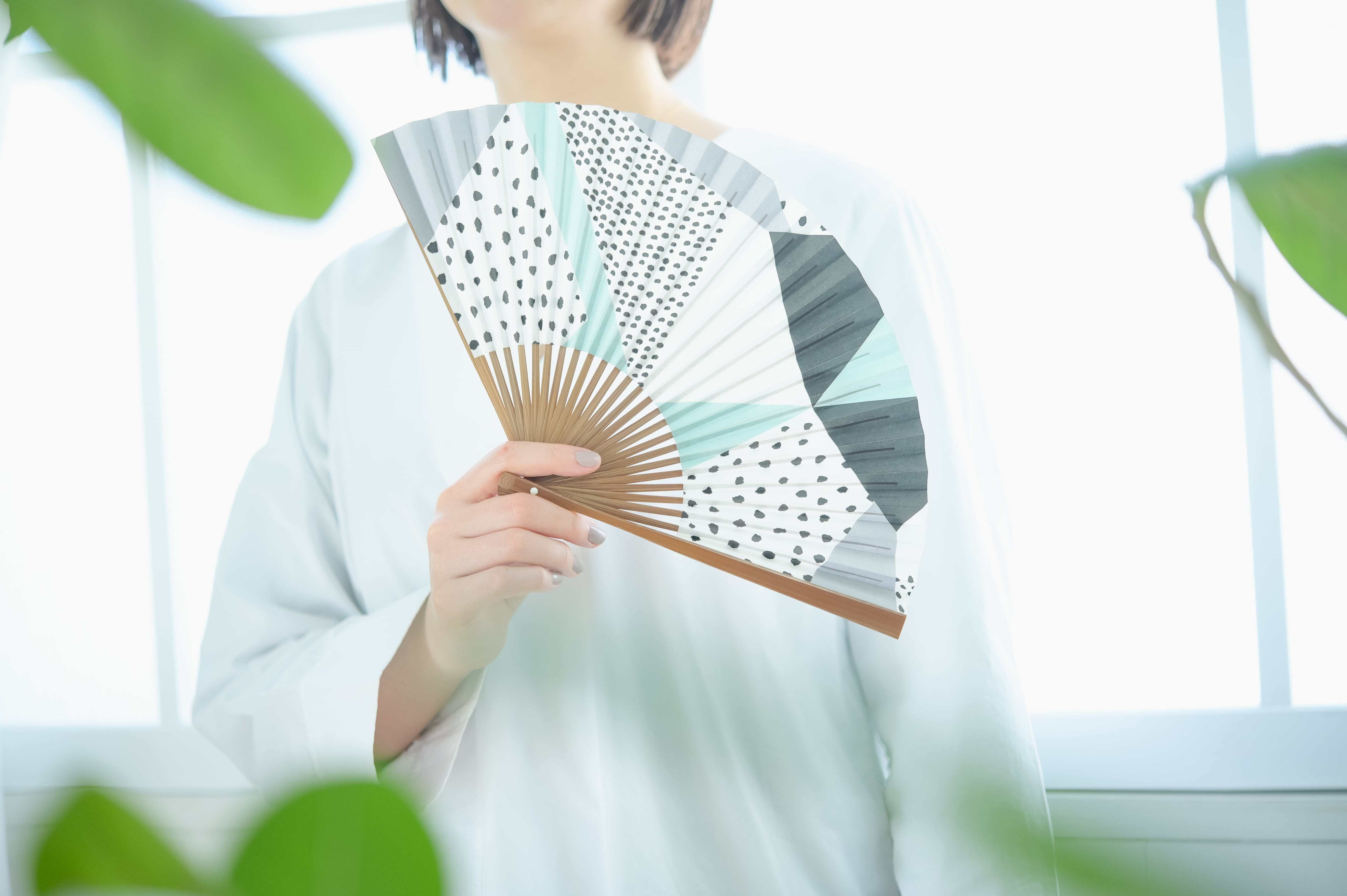 【みのや扇舗】/fan/fun扇子（小サイズ：そら色）