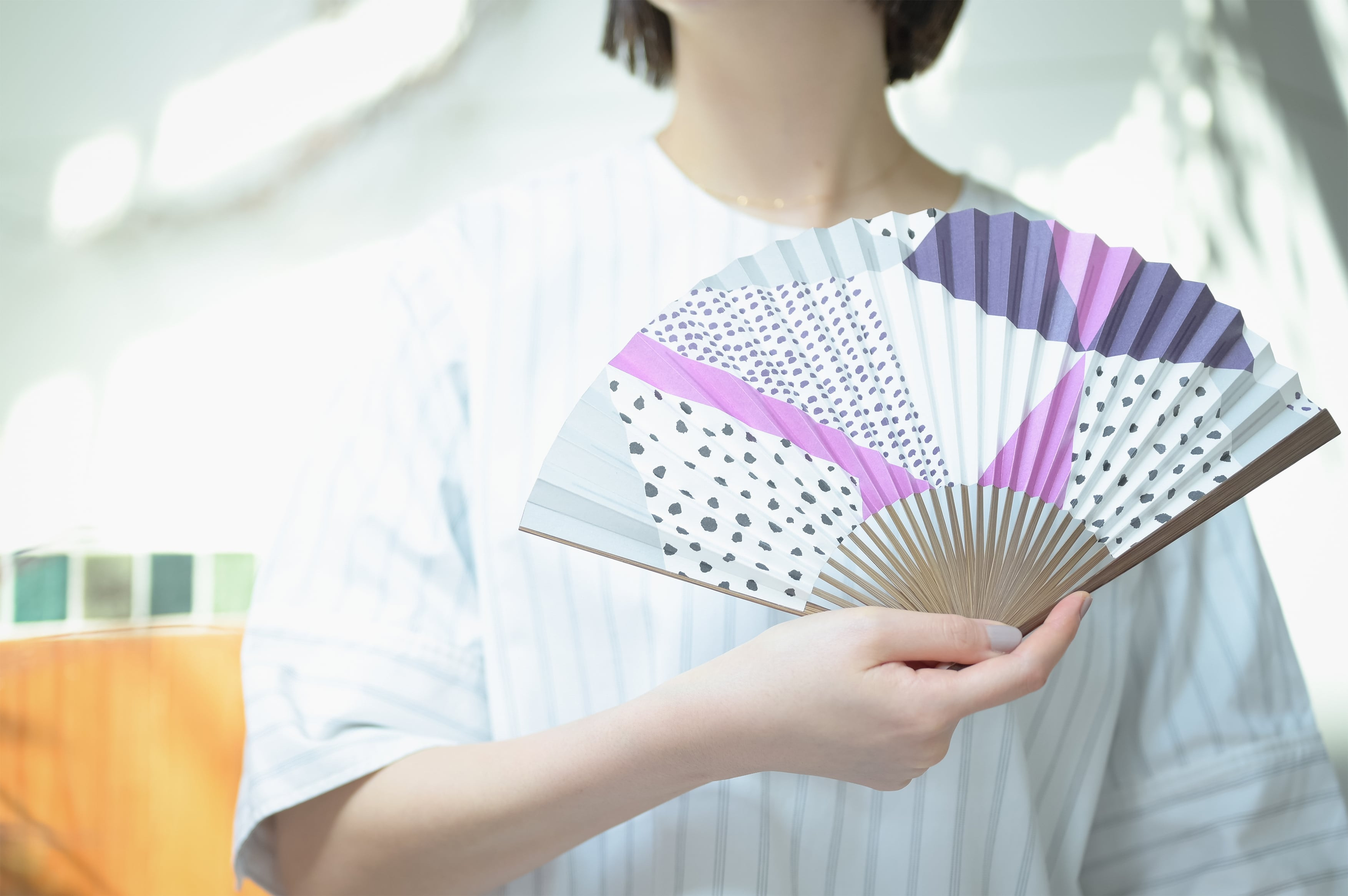 【みのや扇舗】/fan/fun扇子（小サイズ：藤）