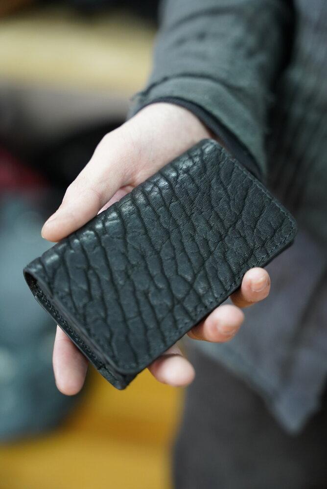 【ierib】名刺入れ / BUSINESS CARD CASE / BULL カラー：BLACK