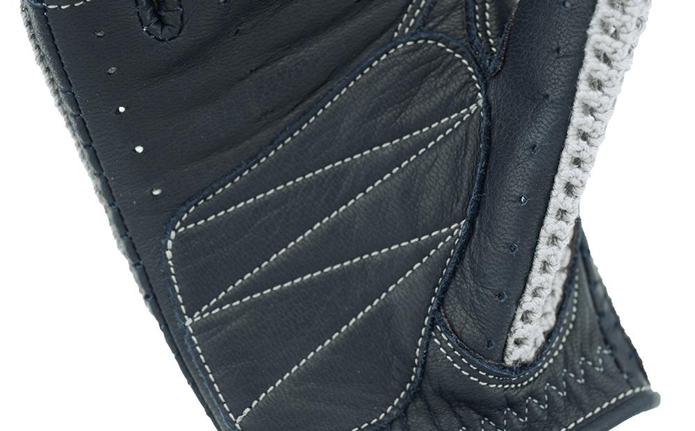 ドライビンググローブ カカザン ニット【カラー：グレー×ネイビー