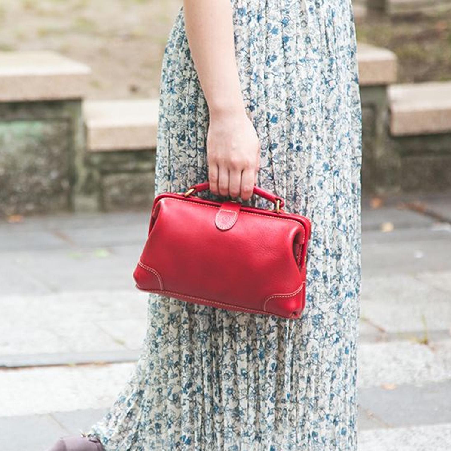 口枠ショルダーバッグ＜レッド＞【福岡市内製造】 | JTBのふるさと納税