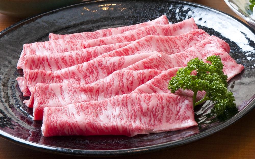 石川県産　能登牛　肩ロースすき焼き用　600g　＜てらおかの能登牛＞寺岡畜産