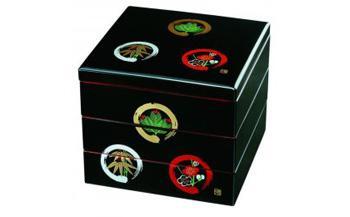 紀州漆器&nbsp;三段重箱&nbsp;黒&nbsp;丸に松竹梅（内朱塗）&nbsp;［YS19］