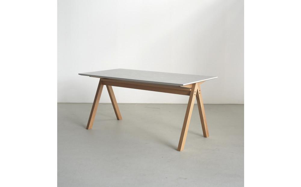 ダイニングテーブル&nbsp;SALA&nbsp;オーク無垢材&nbsp;棚付&nbsp;メラミン&nbsp;辻製作所&nbsp;大川市