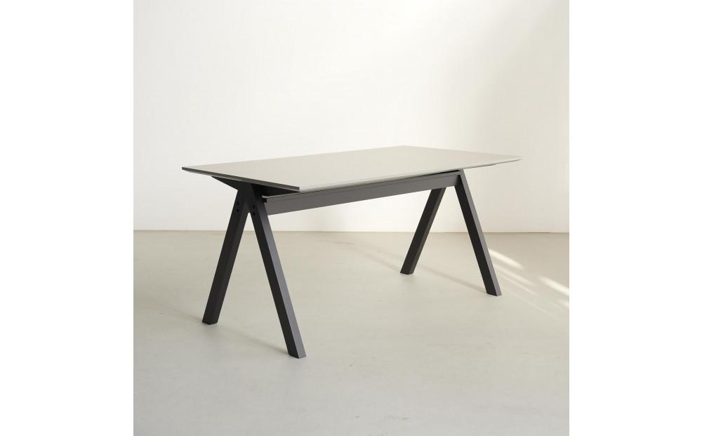 ダイニングテーブル&nbsp;SALA&nbsp;ビーチ無垢材&nbsp;ブラック&nbsp;棚付&nbsp;メラミン&nbsp;辻製作所&nbsp;大川市