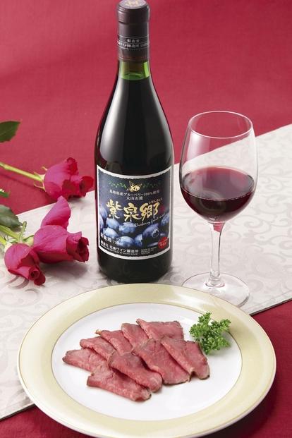 酒&nbsp;ワイン&nbsp;ブルーベリーワイン&nbsp;紫泉郷（しせんきょう）&nbsp;6本&nbsp;（&nbsp;720ml&nbsp;×&nbsp;6&nbsp;)【ブルーベリー&nbsp;パープル&nbsp;セット&nbsp;酒&nbsp;お酒&nbsp;晩酌&nbsp;人気&nbsp;おすすめ&nbsp;鳥取県&nbsp;琴浦町&nbsp;送料無料】