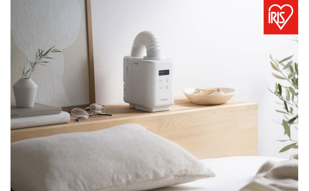 布団乾燥機 ふとん乾燥機 カラリエmini TURBO アイリスオーヤマ ハイパワー コンパクト 花粉対策 軽量 ダニ対策 家電 電化製品 オールシーズン JSK-S10-W ホワイト