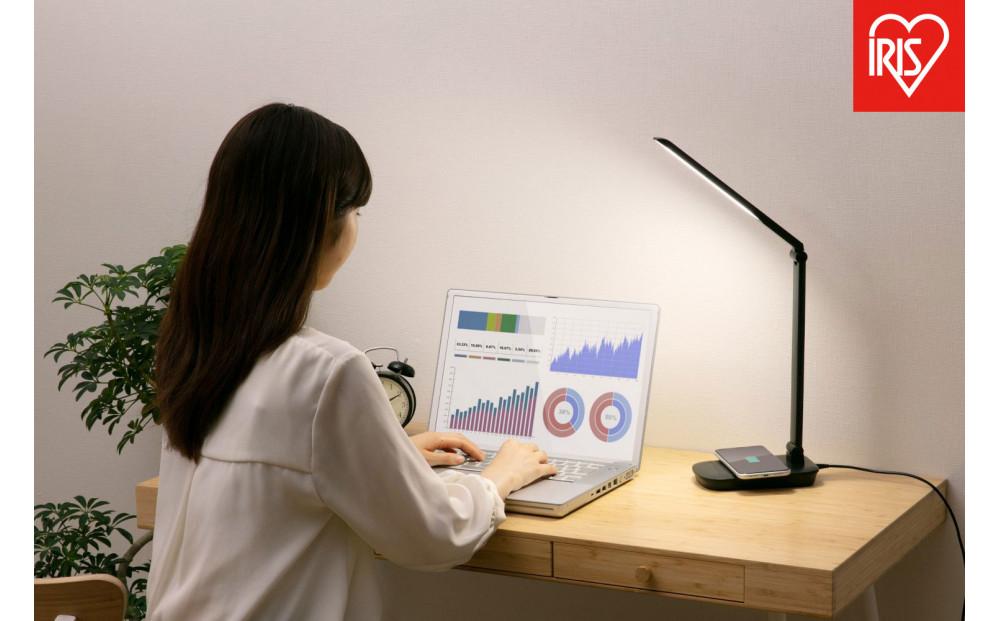 LEDデスクライトQi充電シリーズ&nbsp;平置きタイプ&nbsp;調光　LDL-QFD-B　ブラック&nbsp;　&nbsp;一人暮らし&nbsp;ひとり暮らし&nbsp;　&nbsp;　&nbsp;　