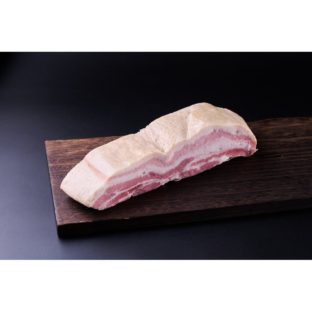 【12月発送開始『定期便』】鈴鹿産さくらポーク 手造りベーコンブロック (約600g) 全3回