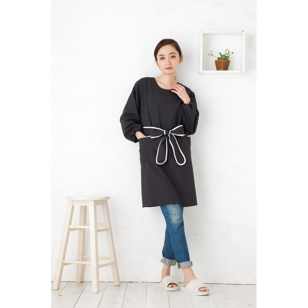 【ブラック】丸襟パイピングリボン割烹着