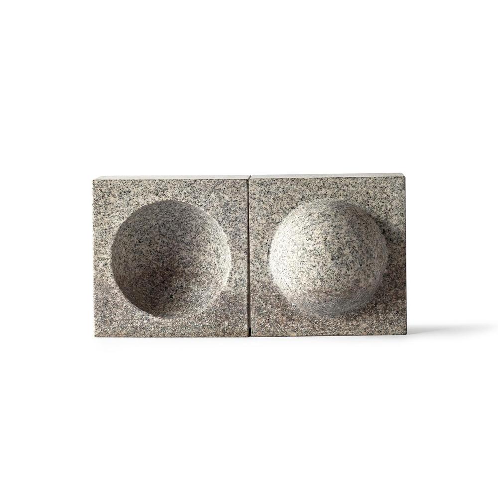 TY&nbsp;BOOKSTAND&nbsp;/&nbsp;sabi｜山本忠司氏デザインの庵治石ブックエンド