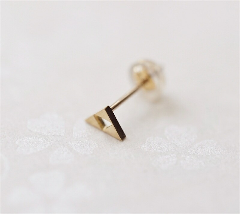 小田原北條　三つ鱗ピアス（スタッド小片方）【&nbsp;ジュエリー&nbsp;アクセサリー&nbsp;神奈川県&nbsp;小田原市&nbsp;】