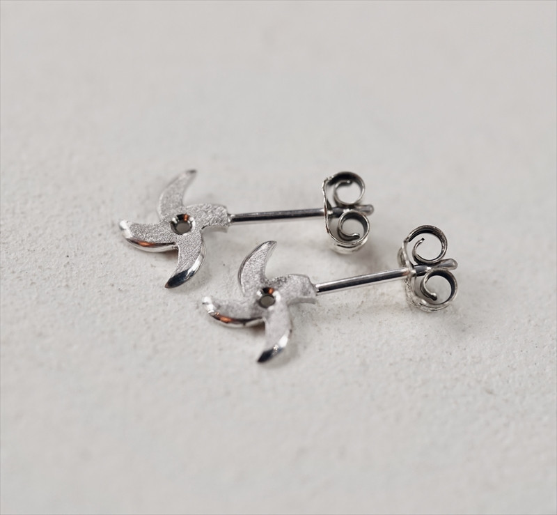 風魔小太郎　耳に刺さる手裏剣ピアス（シルバー）【&nbsp;ジュエリー&nbsp;アクセサリー&nbsp;神奈川県&nbsp;小田原市&nbsp;】