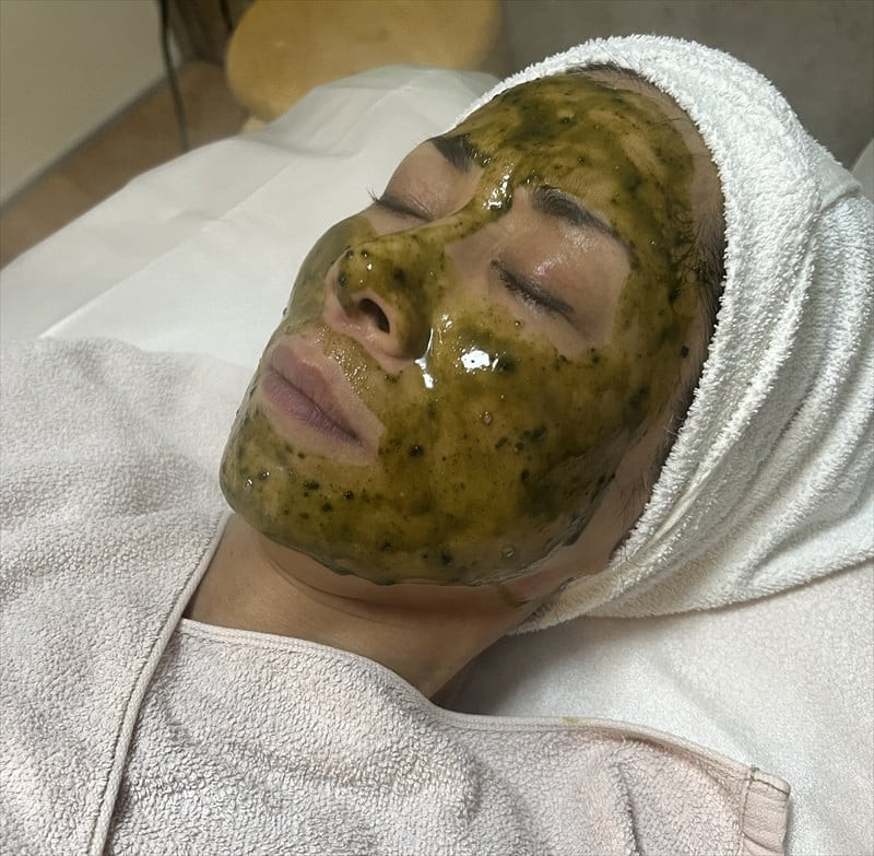 【女性限定美肌フェイシャルエステ】　ハーブピーリング（inエクソソーム）&nbsp;【&nbsp;エステ&nbsp;神奈川県&nbsp;小田原市&nbsp;】