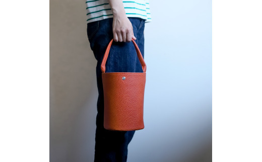 バケットバッグ&nbsp;/&nbsp;ブラウン&nbsp;M136