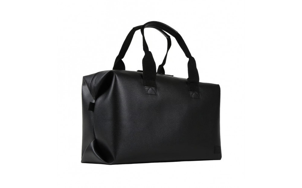 スポーツバッグ&nbsp;/&nbsp;ブラック&nbsp;E013