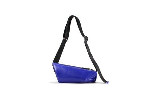 ＼年内発送／ボディーバッグ / ブルー M094