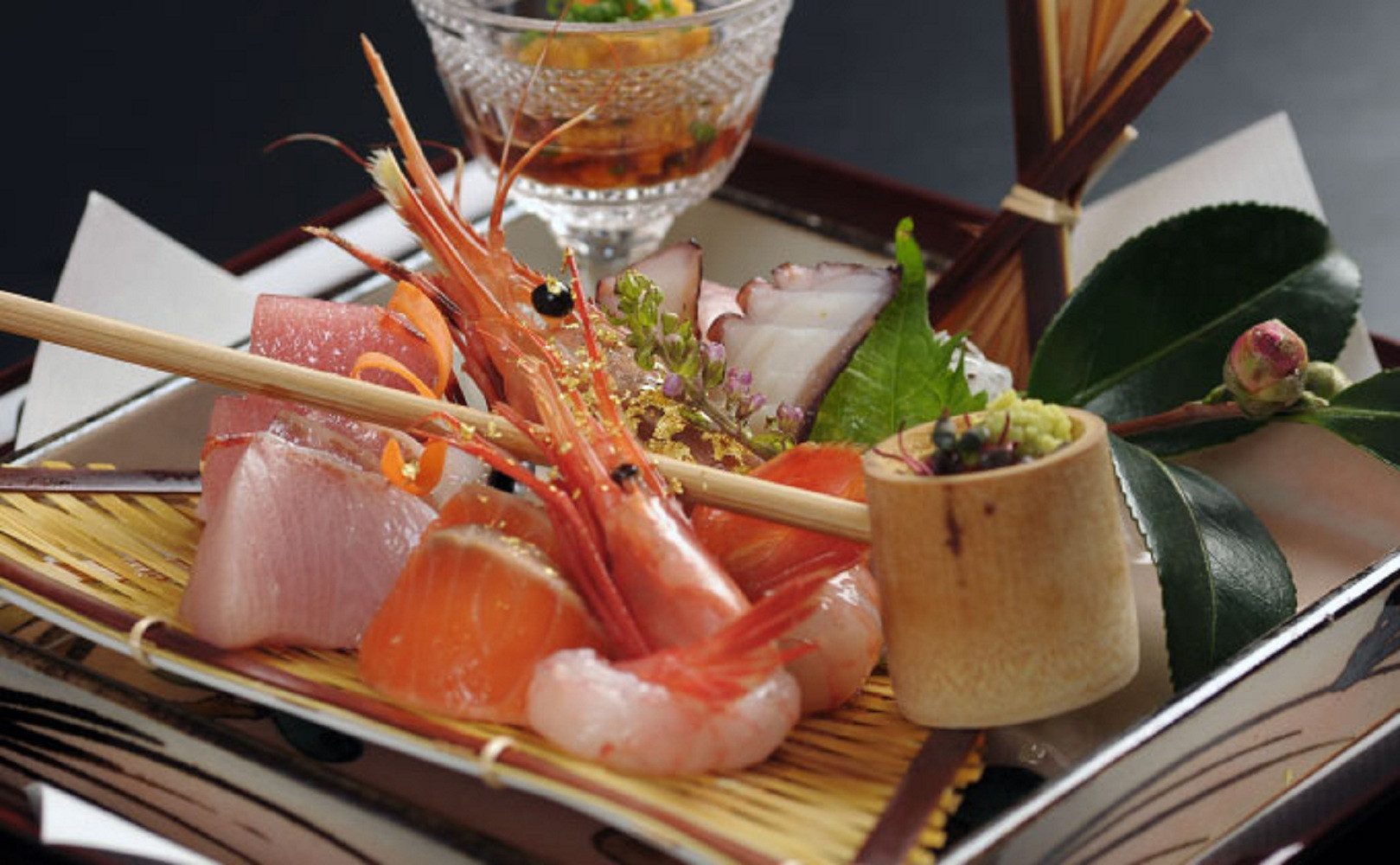 【「加賀料理まほろば」 （金沢白鳥路　ホテル山楽）】ペアディナー食事券 《郷土料理会席》 旅行 食品 惣菜 郷土料理 会席 ディナー ペア 食事券 加工食品 和風 飲食店 デート 伝統料理 料亭 石川 金沢 北陸 復興支援 復興応援