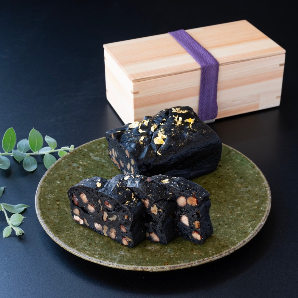 ［檜の木箱入り］紀州漆黒プレミアムケーキ「光明」