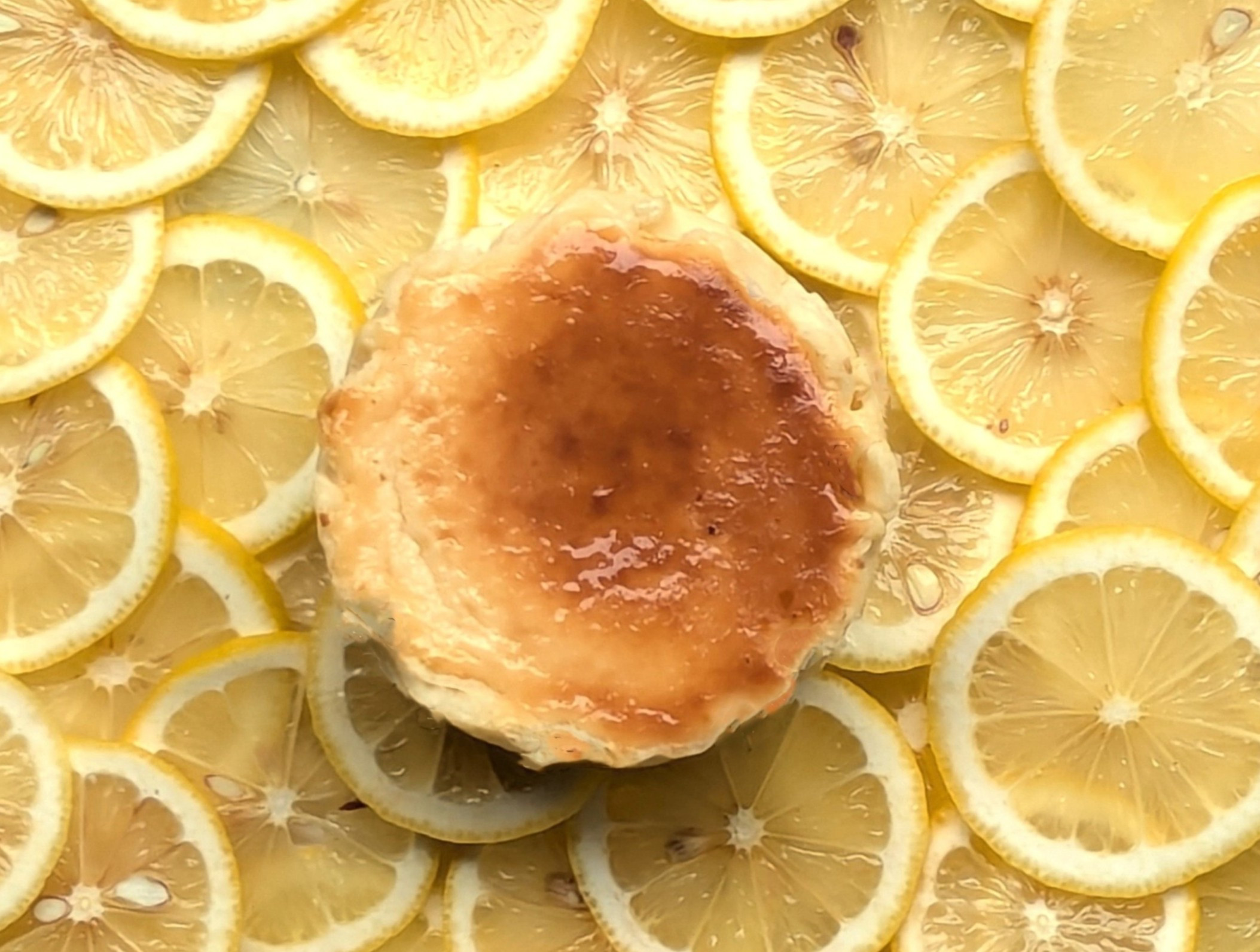 無農薬レモンチーズケーキと出雲藻塩のバスクチーズケーキセット　出雲　神々の憩い（かみがみのいこい）