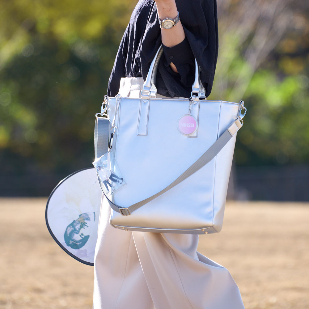 d-FAVE　大人の推し活トートバッグ　A4コンパクト　（合成皮革）_1110428871_01|&nbsp;推し活&nbsp;トート&nbsp;かばん&nbsp;革&nbsp;大容量&nbsp;バッグ&nbsp;コンパクト&nbsp;送料無料&nbsp;東京&nbsp;中野