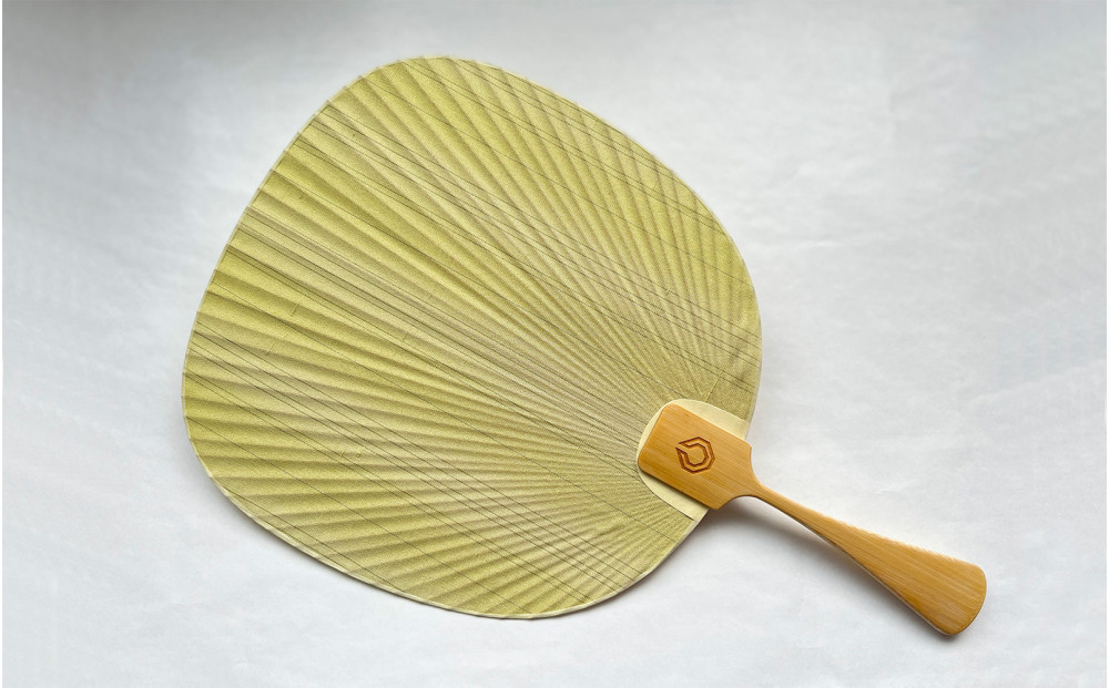 牛首紬　うちわ（黄色）