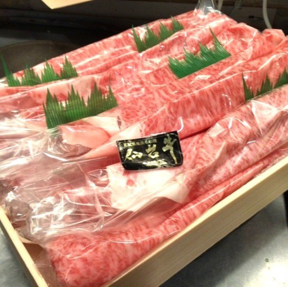 仙台牛サーロイン　すき焼き用肉600g（老舗の割り下付き）【&nbsp;ふるさと納税&nbsp;牛肉&nbsp;お肉&nbsp;国産&nbsp;銘柄牛&nbsp;最高級&nbsp;お祝い&nbsp;記念日&nbsp;誕生日&nbsp;】