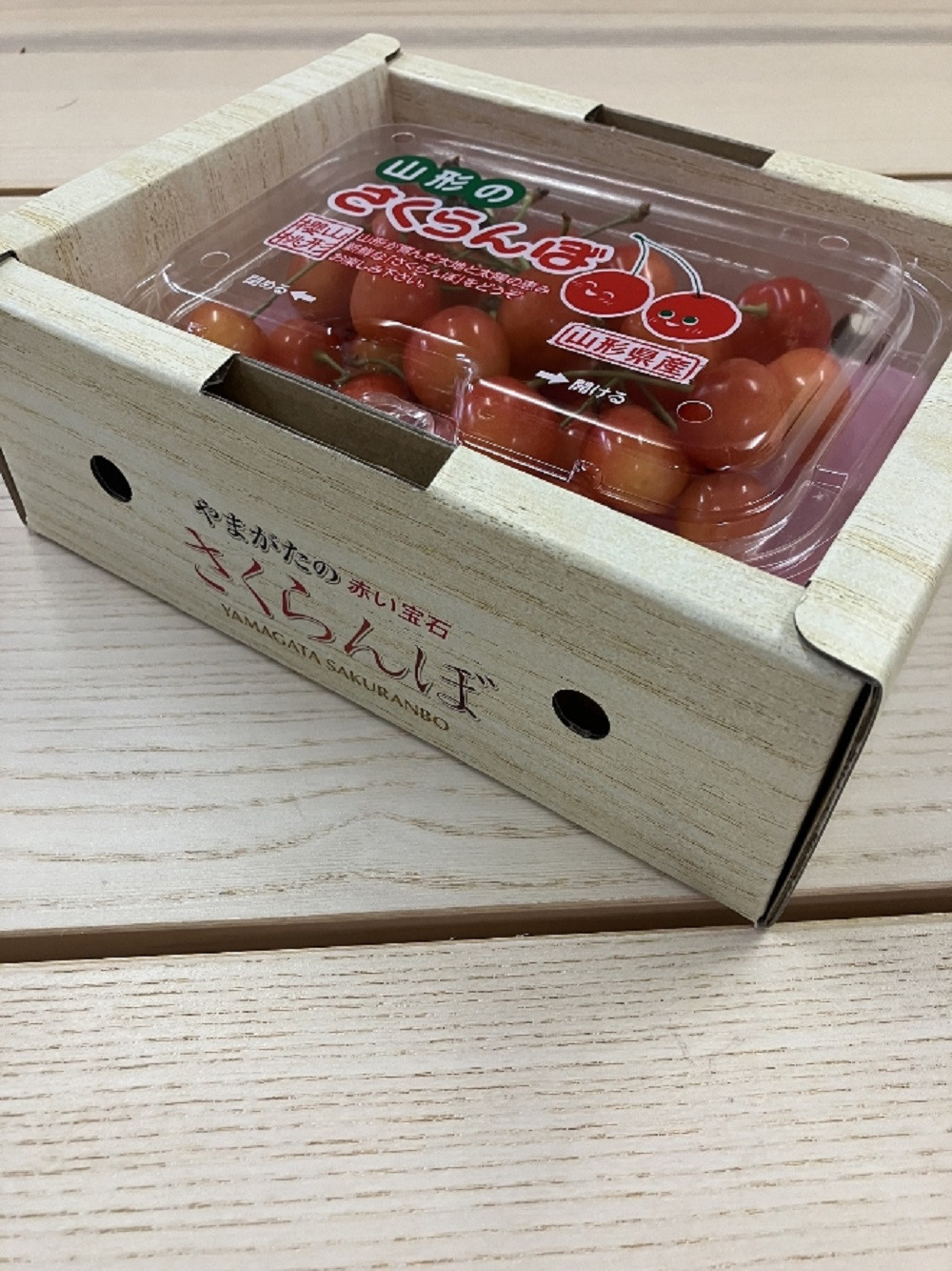 【令和8年6月発送開始】中山町&nbsp;厳選のフルーツ！&nbsp;中山町旬のフルーツ定期便　全3回（さくらんぼ&nbsp;佐藤錦&nbsp;/&nbsp;白桃&nbsp;/&nbsp;ラ・フランス&nbsp;）