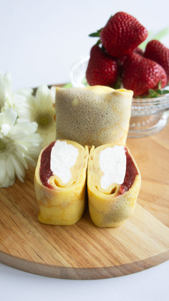 ギフトBOXセット【福岡市】80g クレープ12個入り　箱サイズ縦24×横16×高9cm　単体サイズ縦11×横7×3.5cm