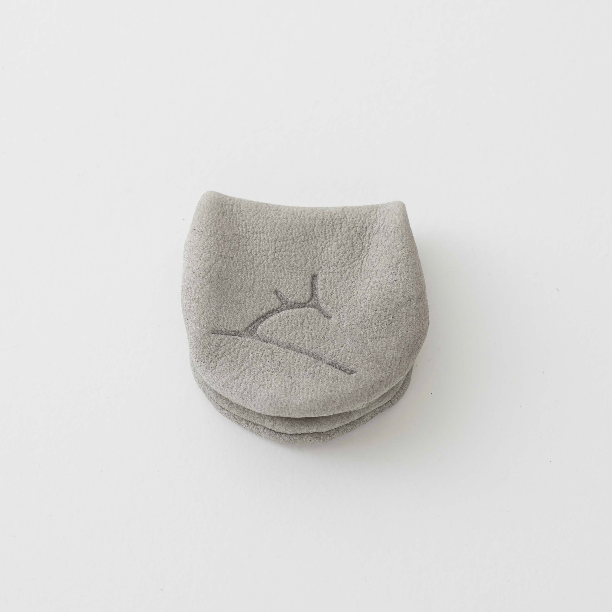 ENISICA&nbsp;エニシカ&nbsp;ジビエ鹿革&nbsp;リンシカ&nbsp;コインケース&nbsp;雪曇&nbsp;(ゆきぐもり)