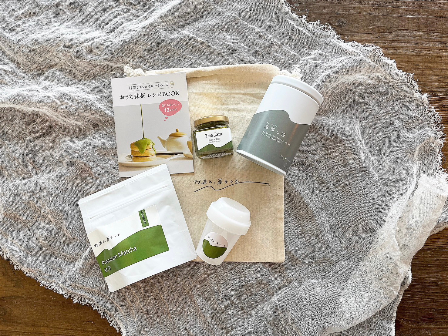 テレビ番組で紹介！お茶のミルクジャムと深蒸し茶に、本格抹茶が楽しめるセット&nbsp;抹茶好きに贈る！ミルクジャム＋深蒸し茶＋抹茶＋シェイカー＋レシピ入り巾着の贅沢キット