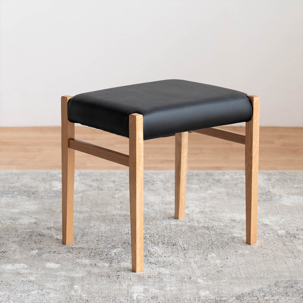 STジャンブル01&nbsp;スツール&nbsp;オーク&nbsp;オールマイティブラック&nbsp;1脚&nbsp;単品&nbsp;チェア&nbsp;椅子