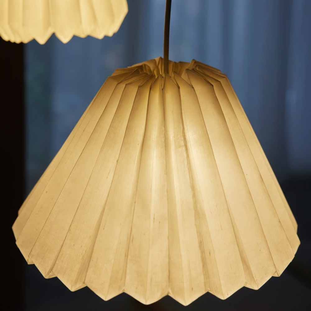 【南砺市】松井機業「城端しけ絹」しけ絹の照明　L size・フランジ（引掛シーリング取付式）