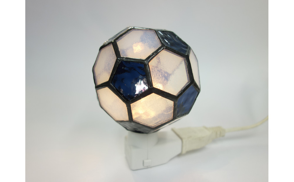 ステンドグラス&nbsp;サッカーボール型&nbsp;コンセントライト