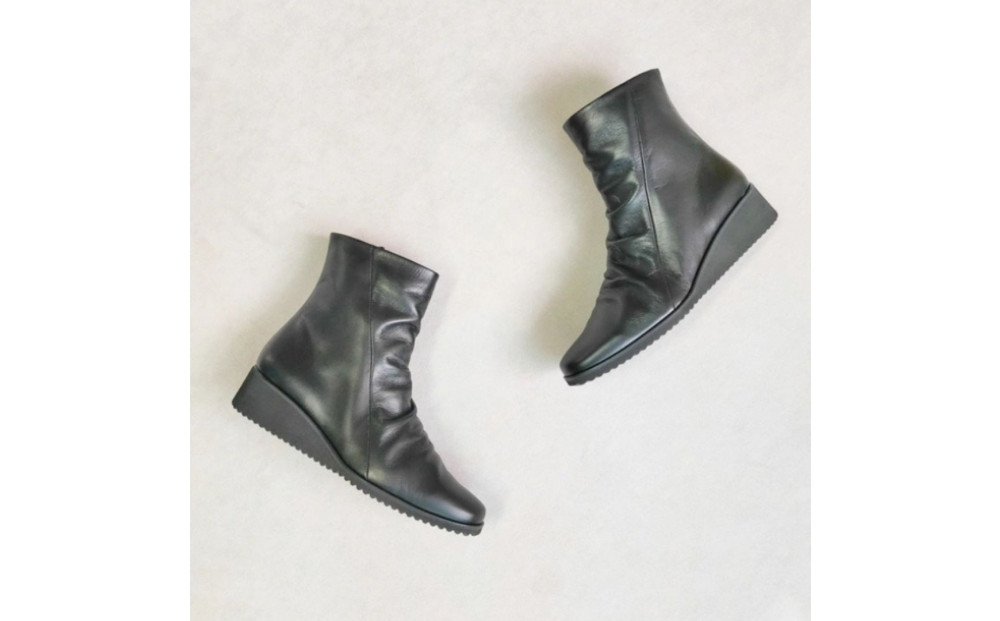 【神戸靴】履いてる方が心地いい職人手作りブーツ（撥水革＆防滑底使用）