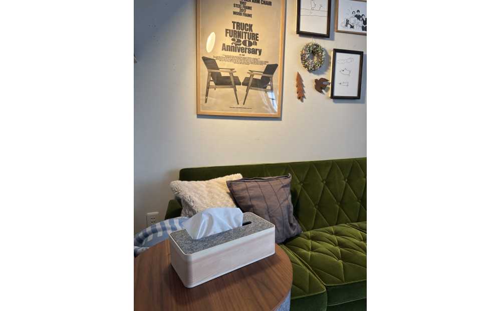 石と桧のテイッシュケース